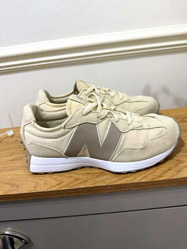 New balance 327 beige - new,