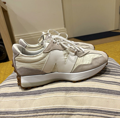 New balance 327 beige - new,